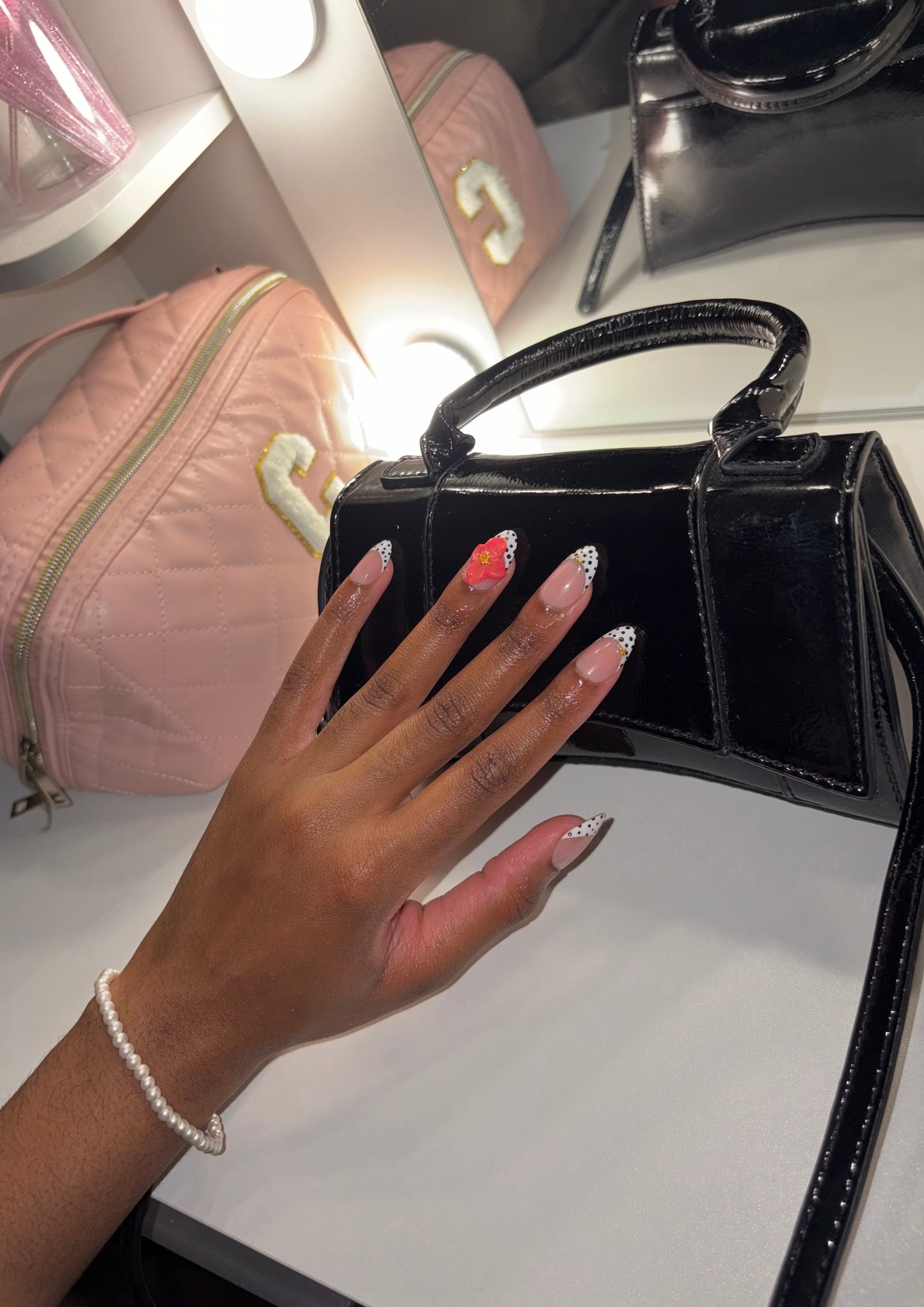 Vintage Petal Bliss 🪷